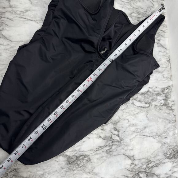 Lands End Tugless Tank Swimsuit 22W Black Low Leg One Piece Bathing - Picture 7 of 10